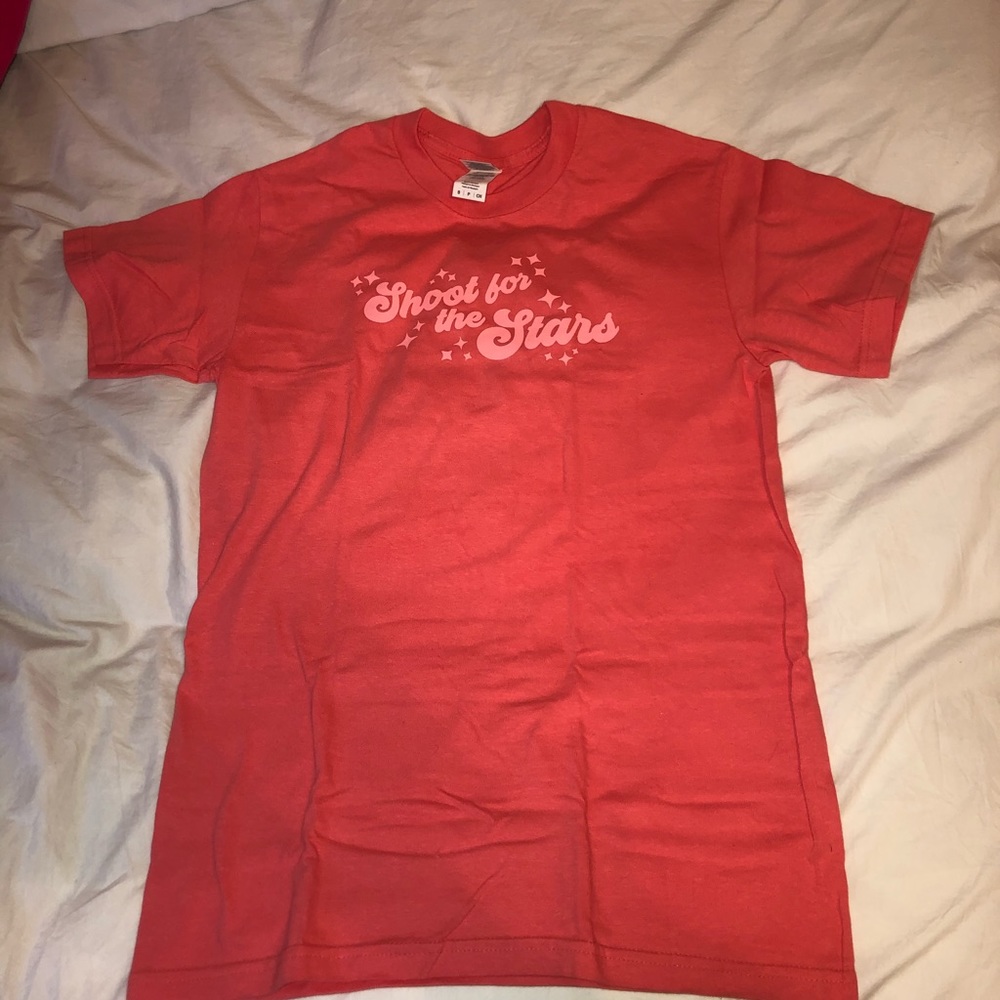 Medium “Shoot for the stars” t shirt